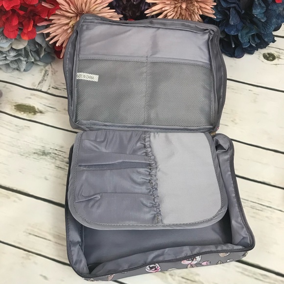 Large Multi Section Zippered Cosmetic Travel Bag - Picture 6 of 10